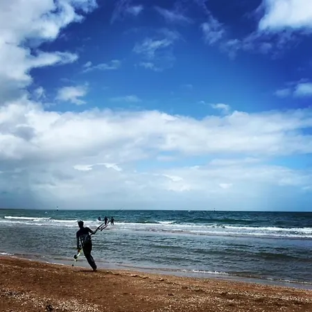 600m De La Calme Location Possible A Partir De 3 Nuitees, Pouvant Accueillir 6-8 Pers Activites Nautiques Randonnee Velo Peche Golf Casinos