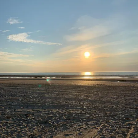 600m De La Calme Location Possible A Partir De 3 Nuitees, Pouvant Accueillir 6-8 Pers Activites Nautiques Randonnee Velo Peche Golf Casinos *