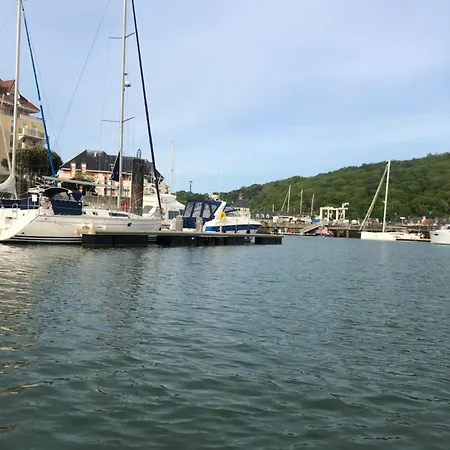 600m De La Calme Location Possible A Partir De 3 Nuitees, Pouvant Accueillir 6-8 Pers Activites Nautiques Randonnee Velo Peche Golf Casinos ديف-سو-مير