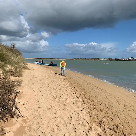 بيت للعطل 600m De La Calme Location Possible A Partir De 3 Nuitees, Pouvant Accueillir 6-8 Pers Activites Nautiques Randonnee Velo Peche Golf Casinos ديف-سو-مير