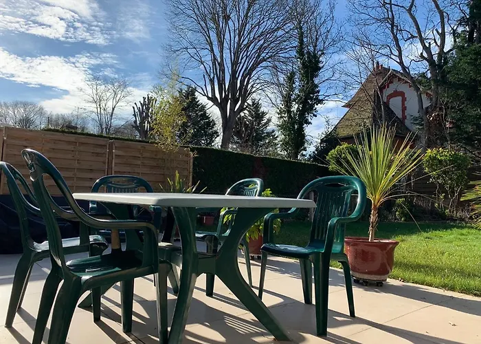 600m De La Calme Location Possible A Partir De 3 Nuitees, Pouvant Accueillir 6-8 Pers Activites Nautiques Randonnee Velo Peche Golf Casinos Dives-sur-Mer