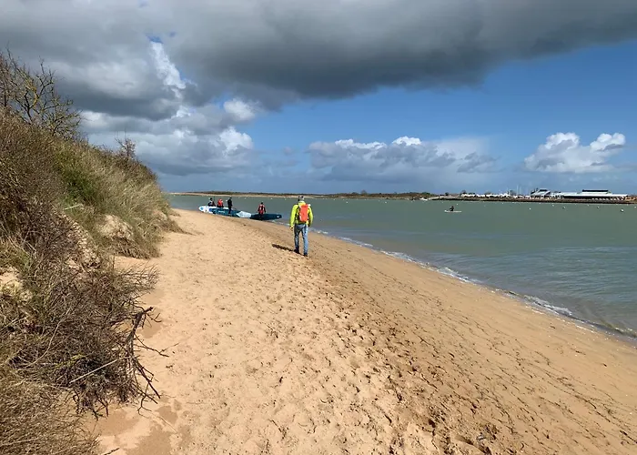 Feriehus 600m De La Calme Location Possible A Partir De 3 Nuitees, Pouvant Accueillir 6-8 Pers Activites Nautiques Randonnee Velo Peche Golf Casinos Dives-sur-Mer