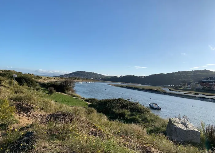 600m De La Calme Location Possible A Partir De 3 Nuitees, Pouvant Accueillir 6-8 Pers Activites Nautiques Randonnee Velo Peche Golf Casinos Feriehus *