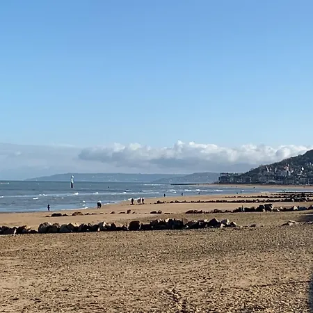 600m De La Calme Location Possible A Partir De 3 Nuitees, Pouvant Accueillir 6-8 Pers Activites Nautiques Randonnee Velo Peche Golf Casinos ディーブ・シュール・メール