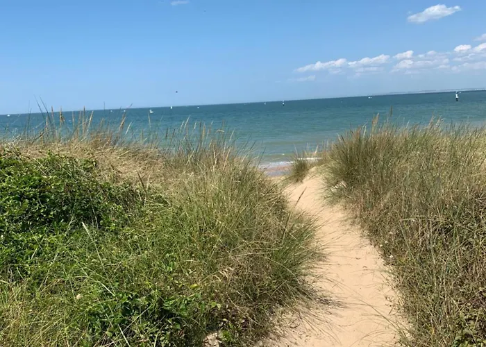 Côte D'azur: Beachside Retreat With Nautical Adventures * Dives-sur-Mer